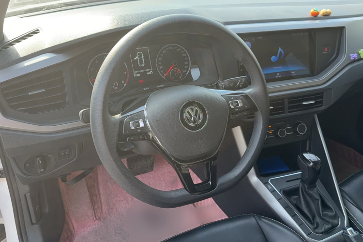 Volkswagen Polo 2020 #12 Volkswagen Polo 2020 car image #12