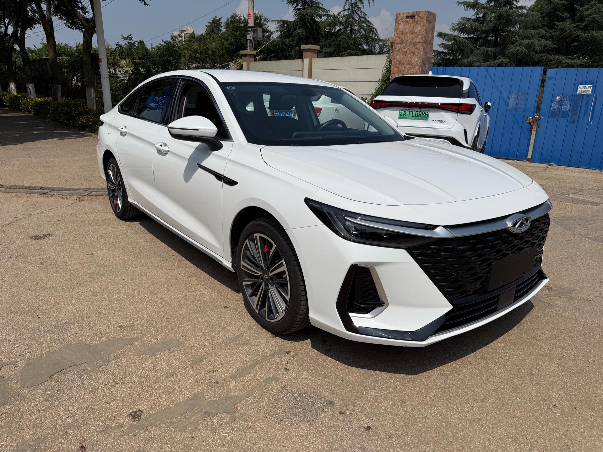 Chery Arrizo 8 2025 car image #2