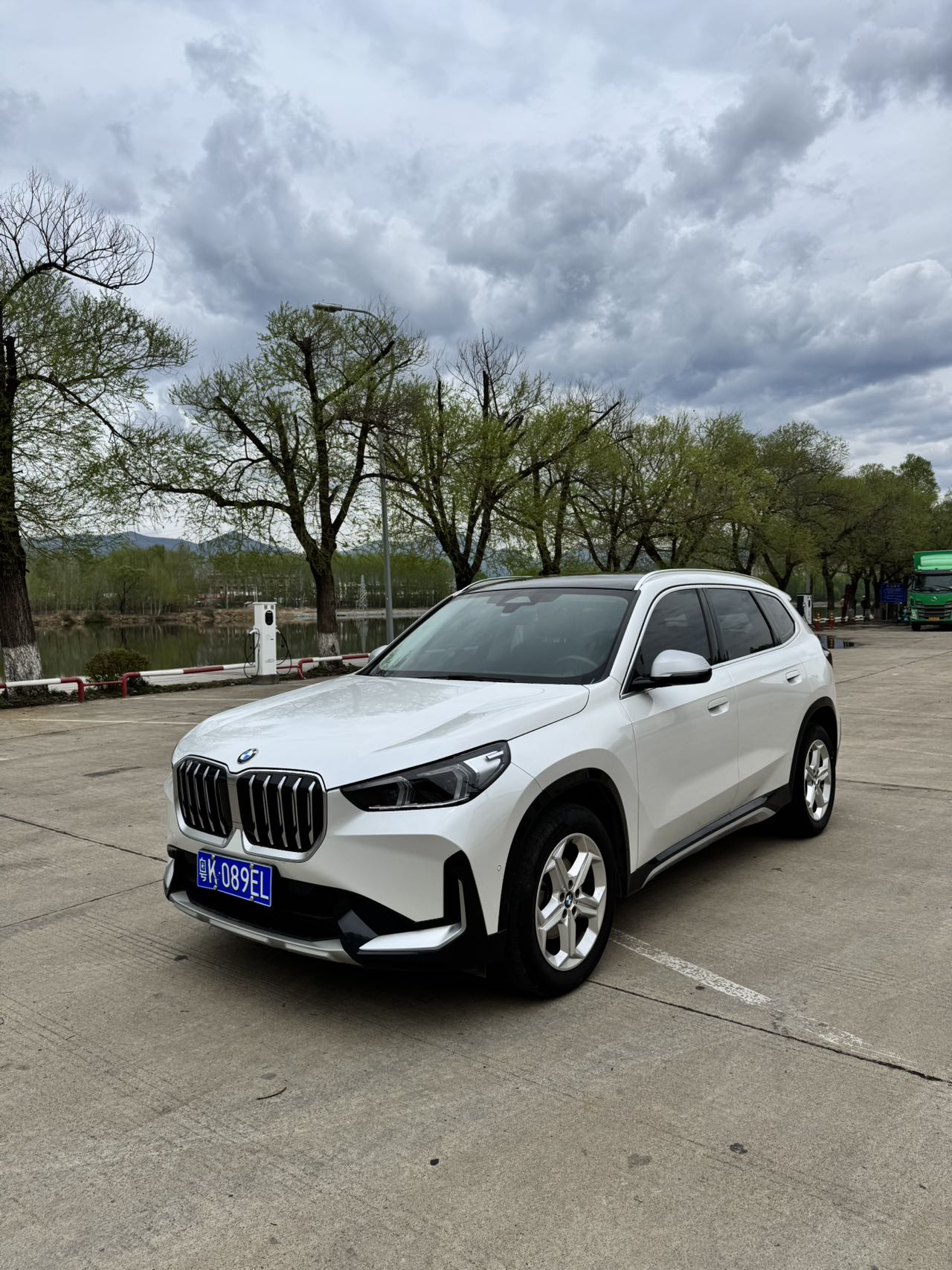 BMW X1 2023 BMW X1 2023 car image
