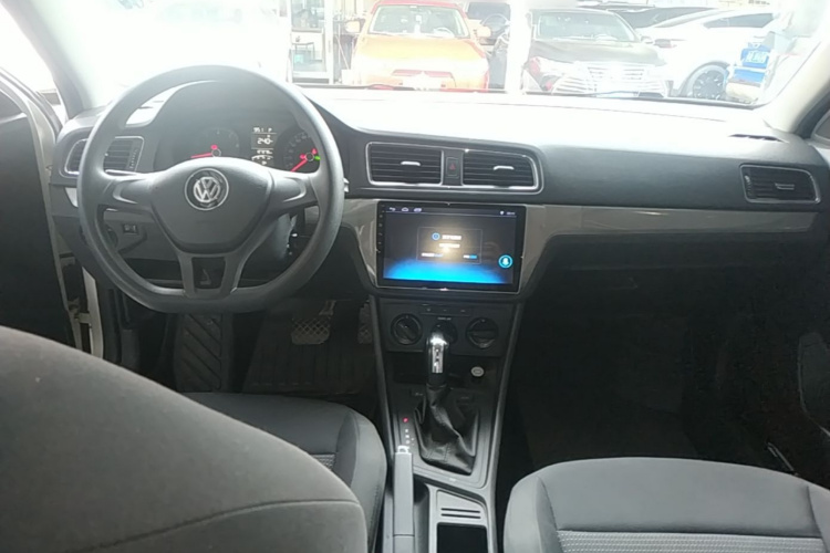 Volkswagen Lavida 2018 صورة سيارة #10