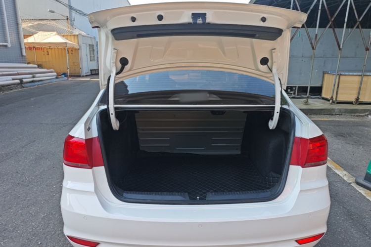Volkswagen Santana 2018 #21 Volkswagen Santana 2018 car image #21