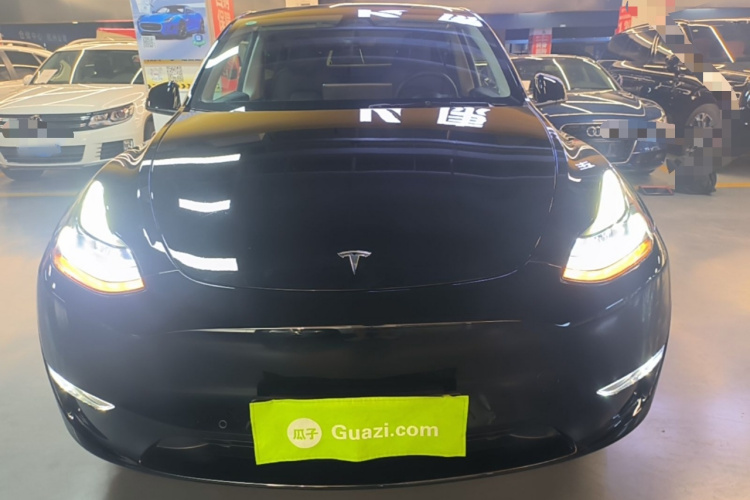Tesla Model Y 2021 #3 Tesla Model Y 2021 car image #3