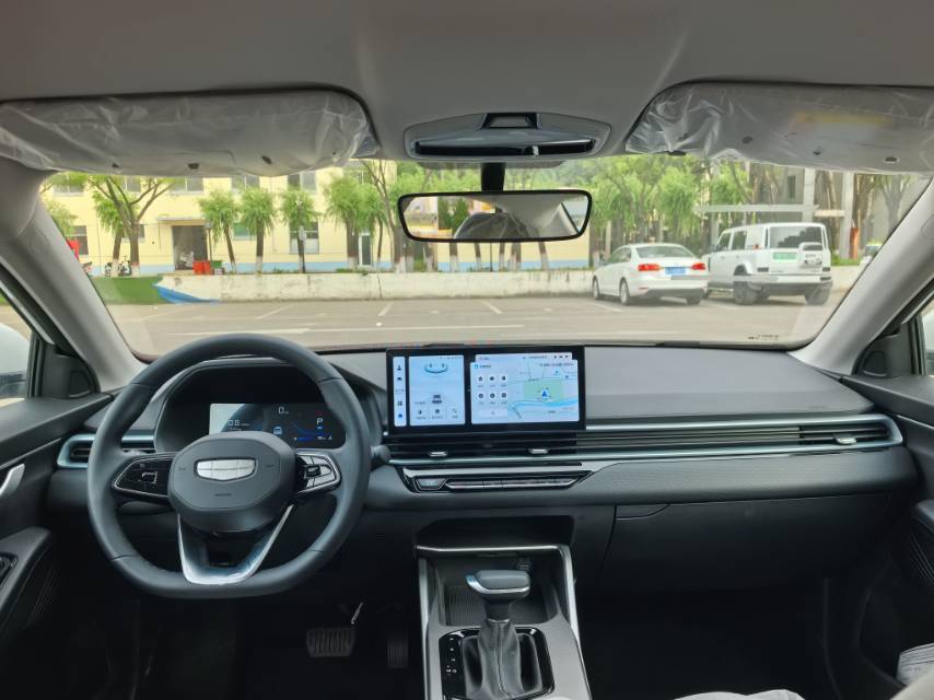 GEELY Emgrand 2026 #5 GEELY Emgrand 2026 صورة سيارة #5