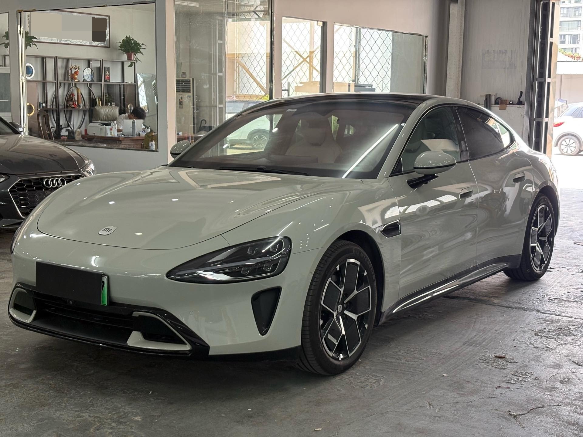 MI SU7 2025 car image 