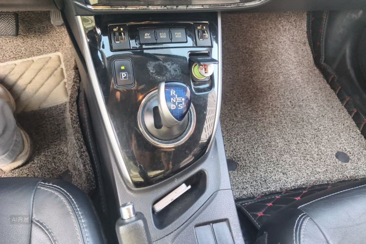 Toyota Corolla 2017 #16 Toyota Corolla 2017 car image #16