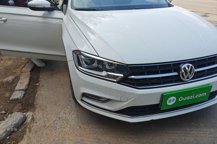 Volkswagen Bora 2019 car image #8