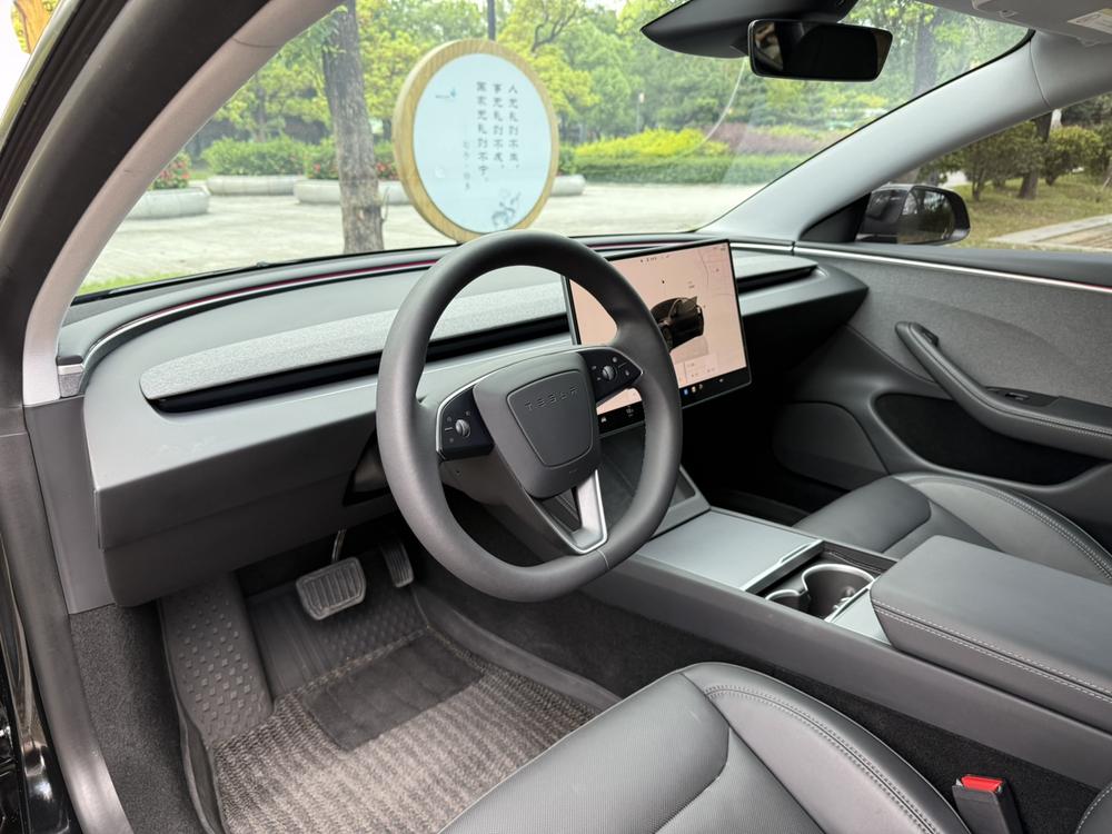 Tesla Model 3 2024 #12 Tesla Model 3 2024 car image #12