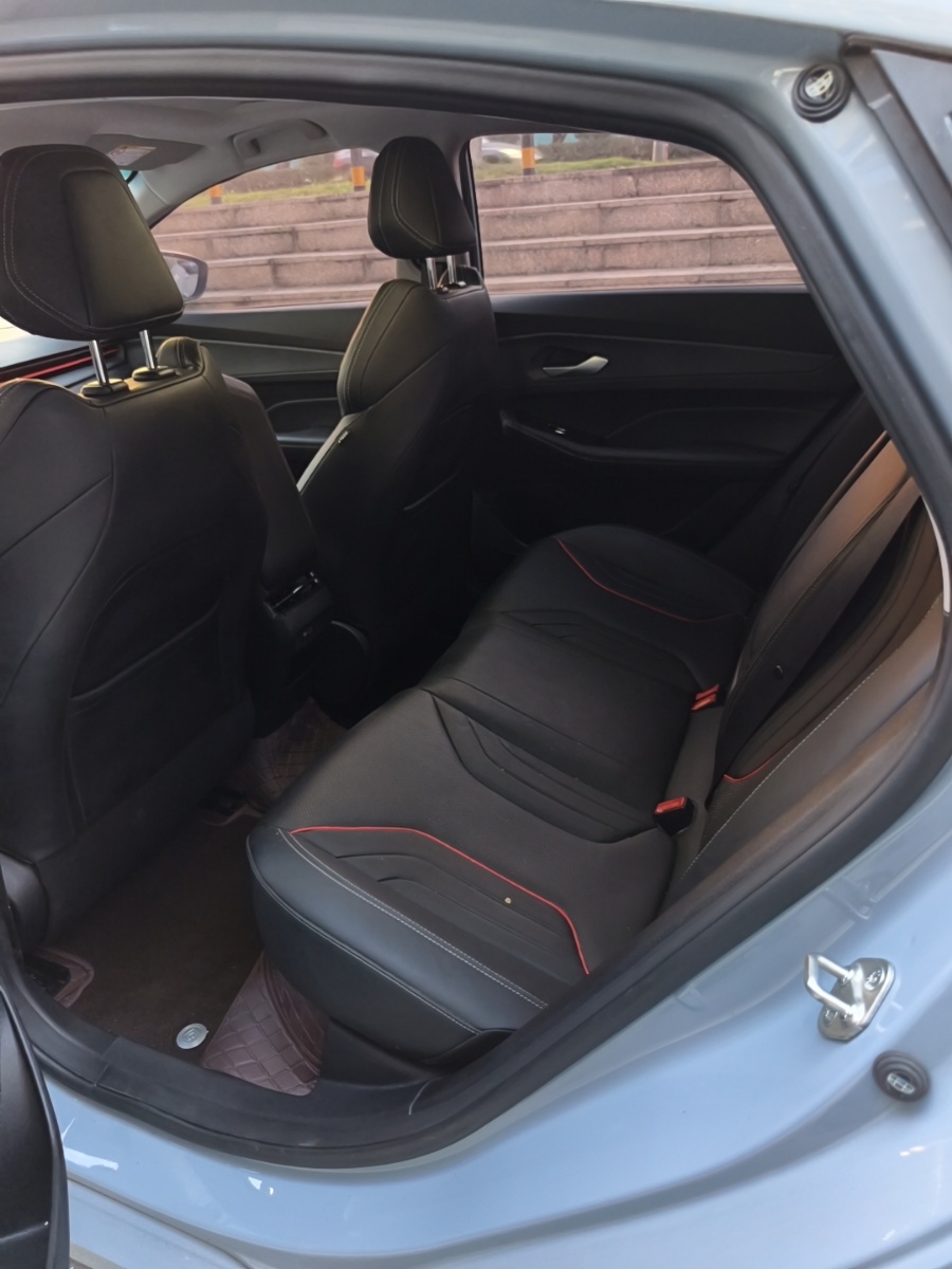 GEELY Binray 2024 car image #3