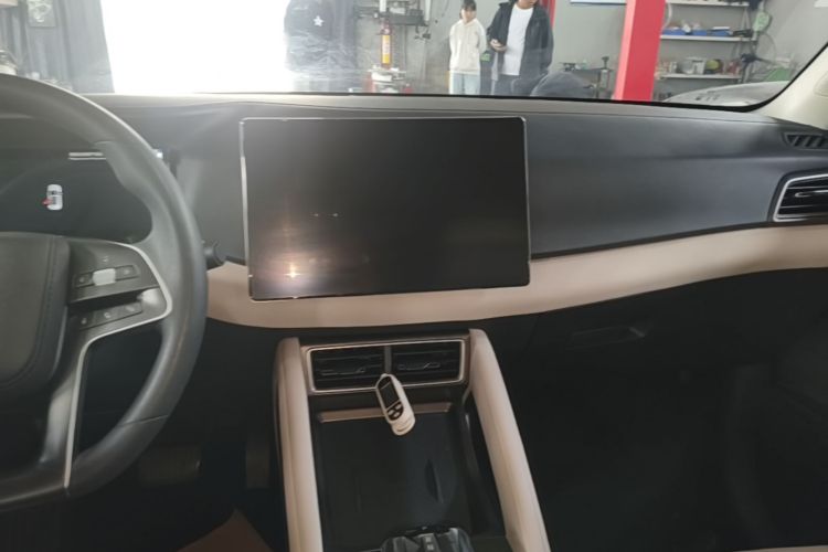BYD YuanUP 2024 #17 BYD YuanUP 2024 car image #17