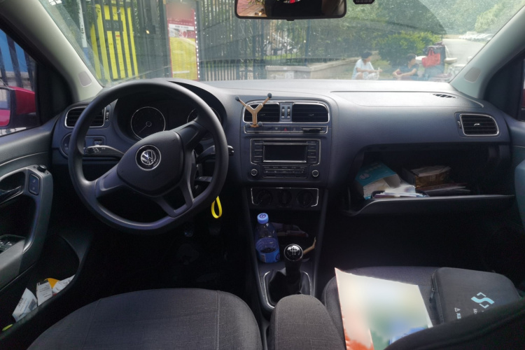 Volkswagen Polo 2016 #12 Volkswagen Polo 2016 car image #12
