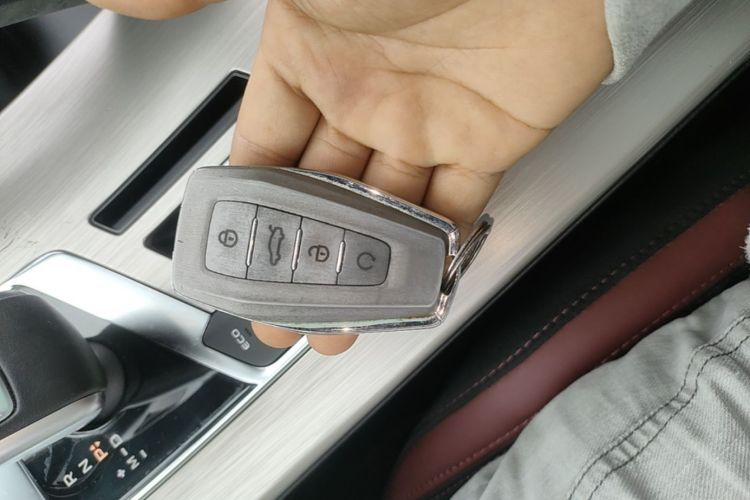 2019 image de voiture #9