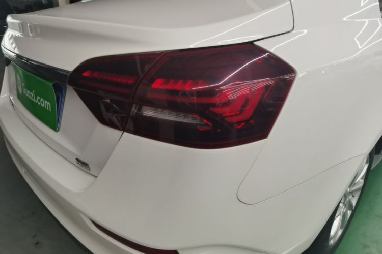 GEELY Emgrand 2021 car image #8