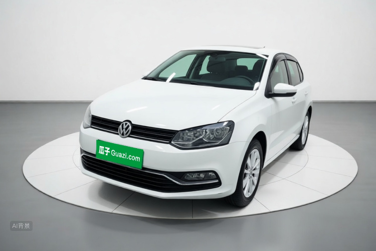 Volkswagen Polo 2015 car image #2