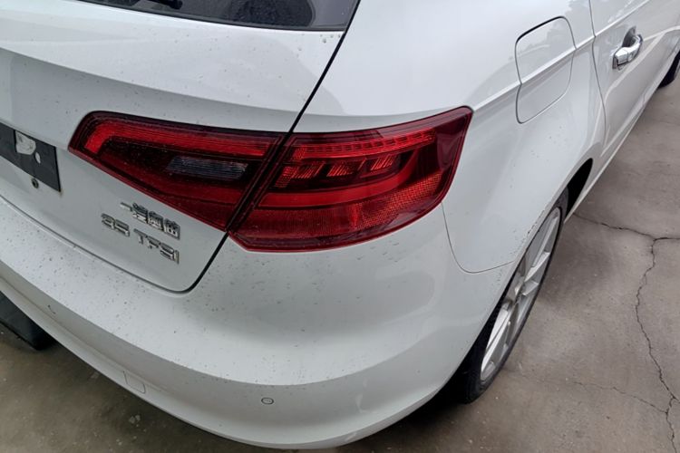 Audi A3 2017 car image #8