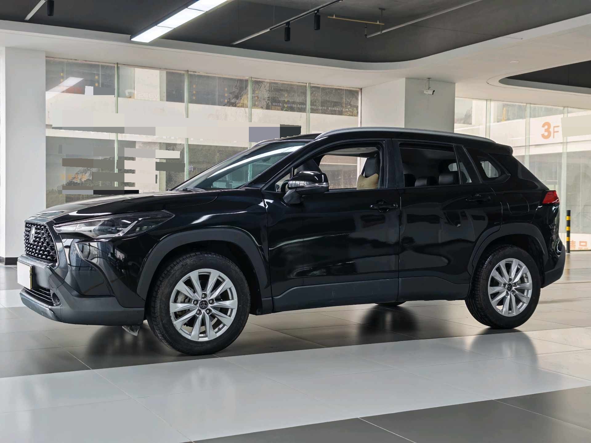 Toyota Corolla Cross 2022 汽车图片 