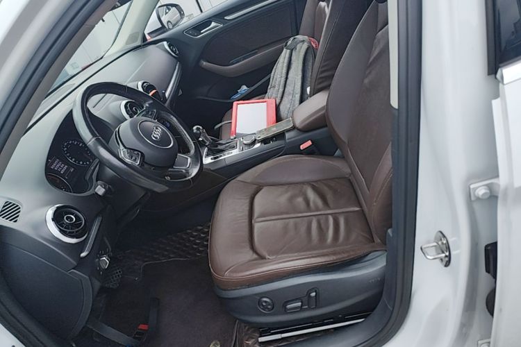 Audi A3 2016 car image #15