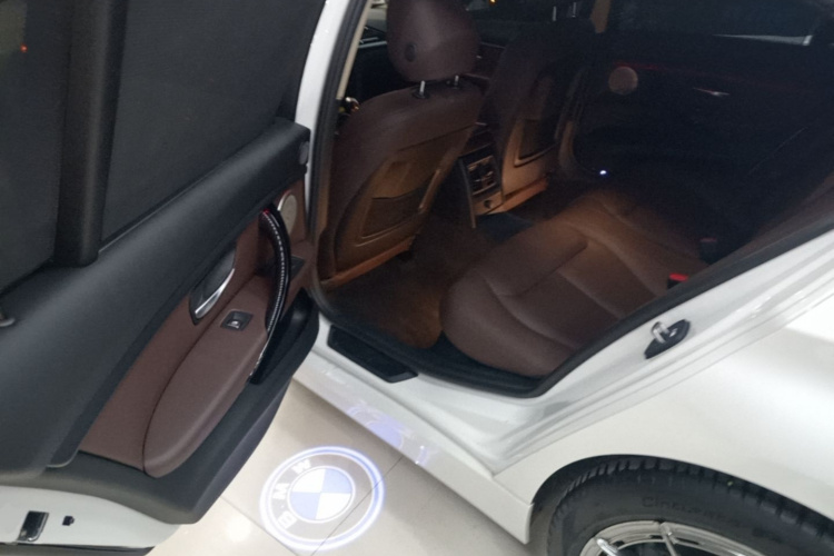 BMW 3 Series 2018 #17 BMW 3 Series 2018 image de voiture #17