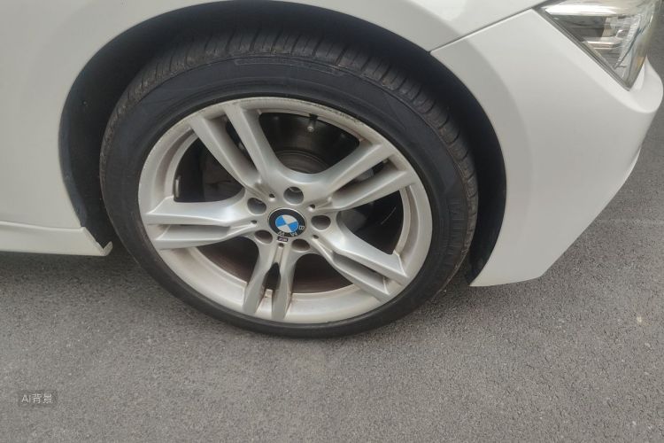 BMW 3 Series 2017 #9 BMW 3 Series 2017 car image #9