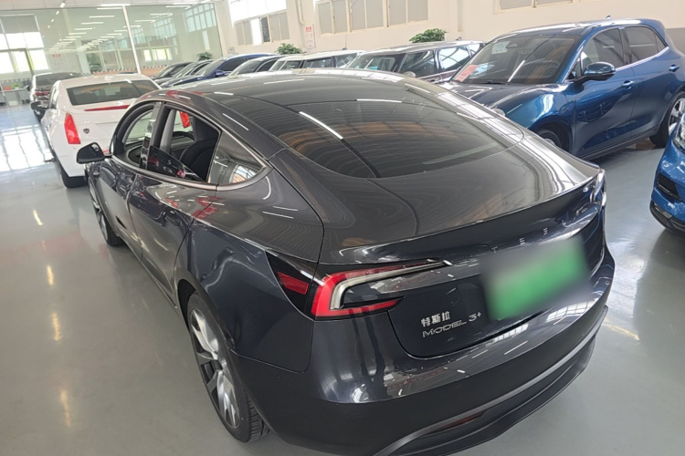 Tesla Model 3 2024 #7 Tesla Model 3 2024 car image #7