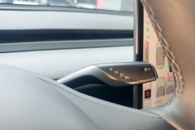 Tesla Model Y 2022 #14 Tesla Model Y 2022 immagine di auto #14