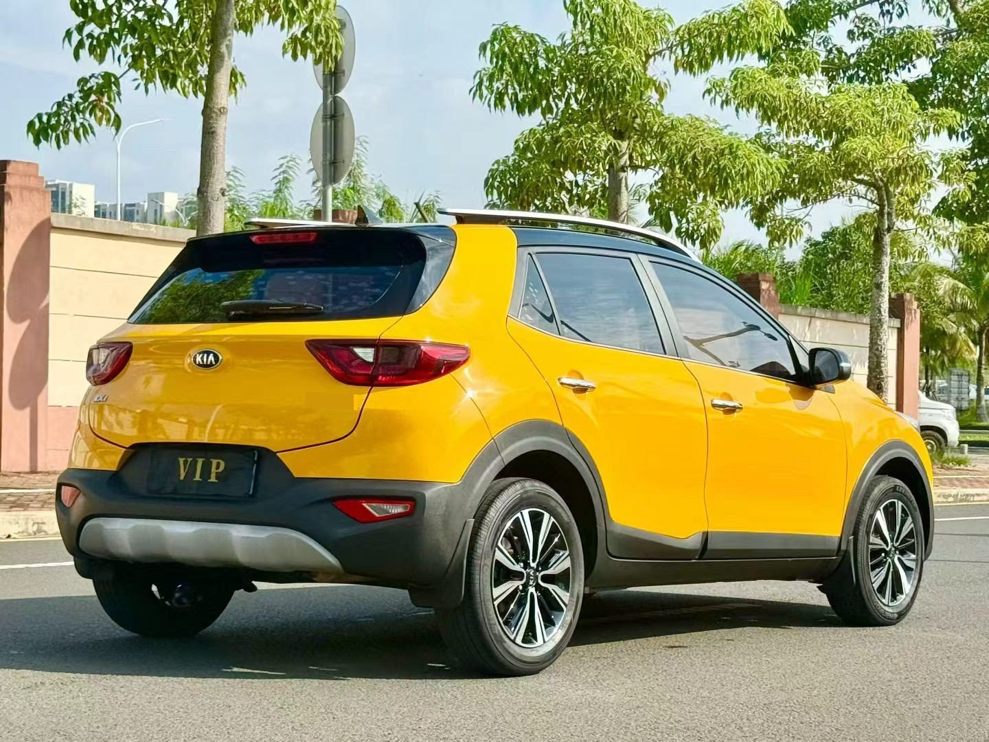 Kia KX1 2021 car image #9