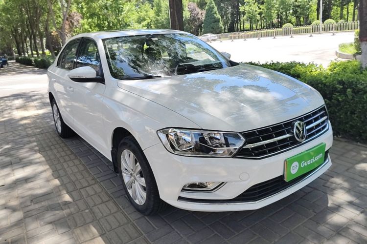 Volkswagen Bora 2016 car image #6
