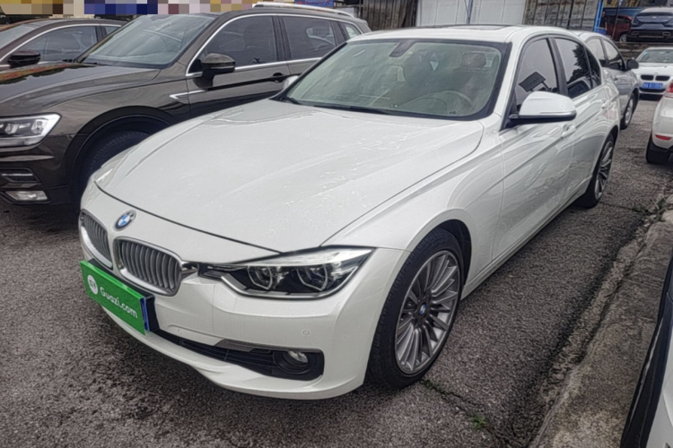 BMW 3 Series 2019 image de voiture #2