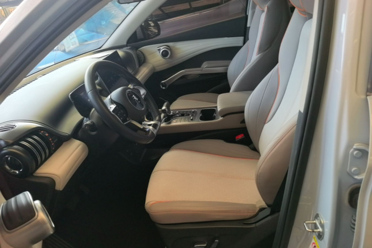 BYD Yuan Plus 2023 #19 BYD Yuan Plus 2023 car image #19