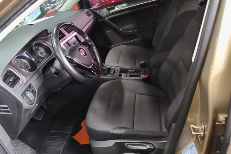 Volkswagen Golf 2016 car image #15