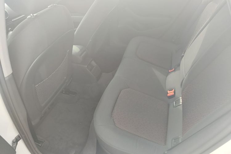 Audi A3 2019 car image #17