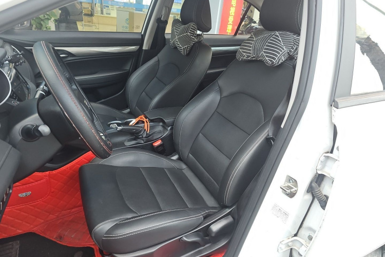 GEELY Emgrand 2020 car image #15
