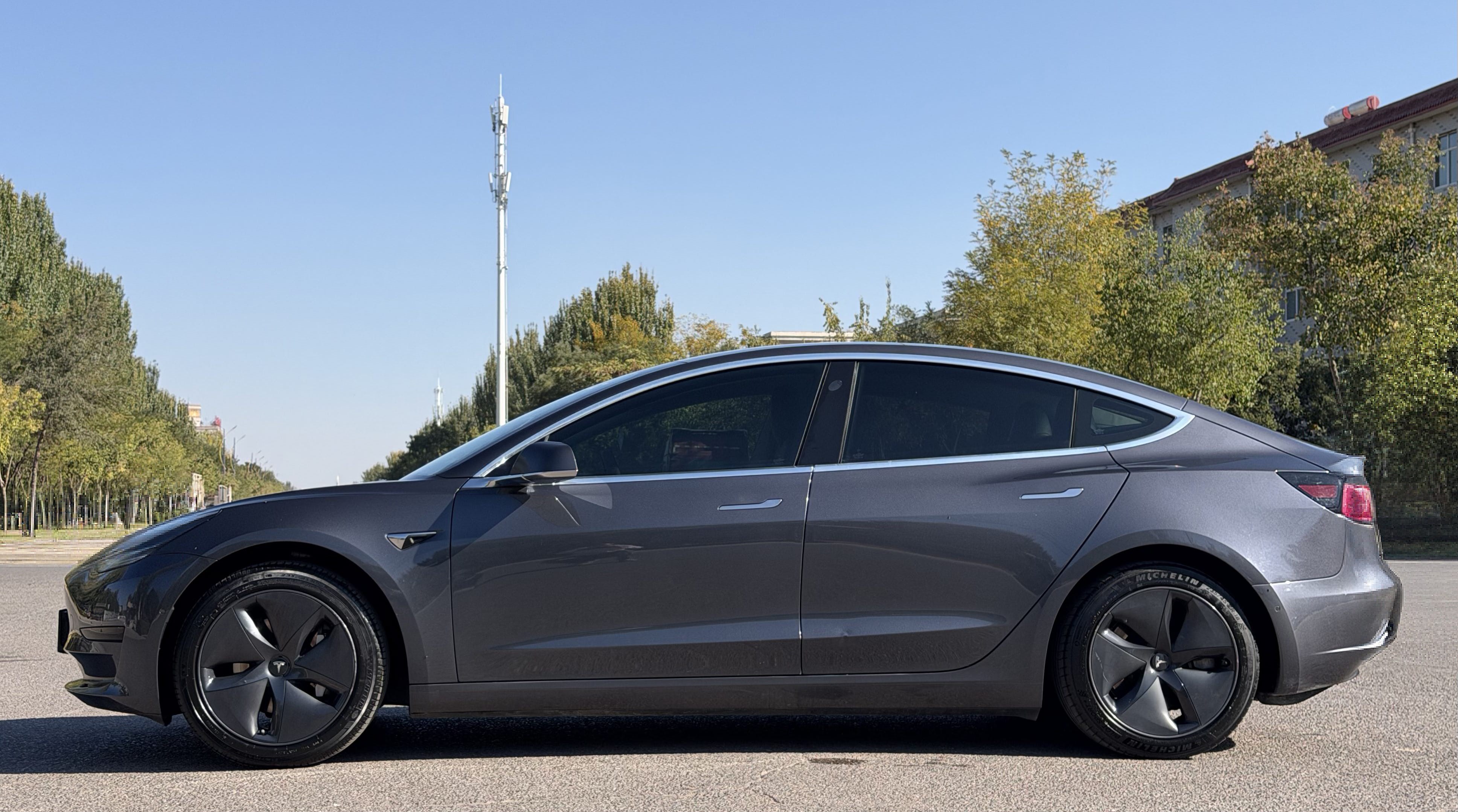 Tesla Model 3 2020 #7 Tesla Model 3 2020 car image #7