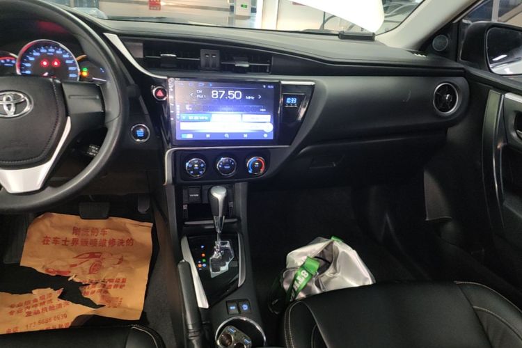 Toyota Corolla 2019 #13 Toyota Corolla 2019 car image #13