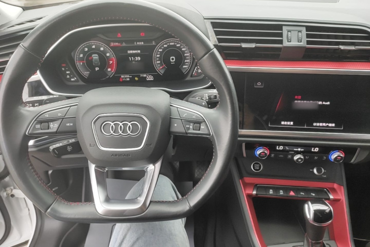Audi Q3 2022 #10 Audi Q3 2022 car image #10