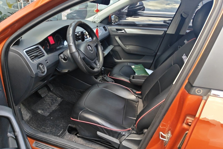 Volkswagen Santana 2016 car image #17