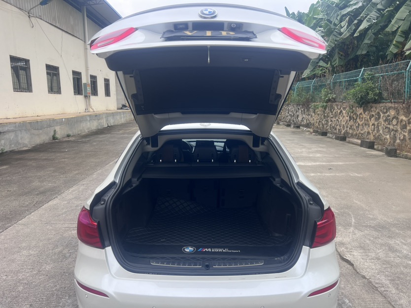 BMW 3 Series GT 2017 #9 BMW 3 Series GT 2017 car image #9