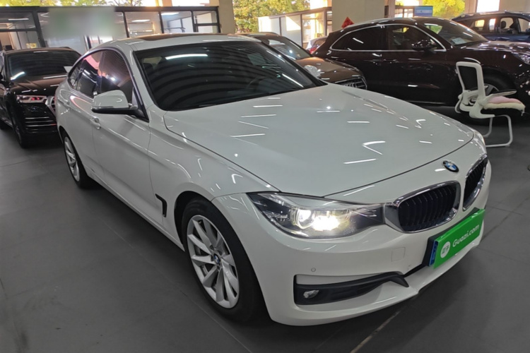 BMW 3 Series GT 2018 #4 BMW 3 Series GT 2018 car image #4