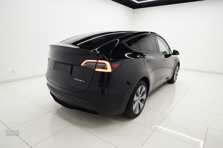 Tesla Model Y 2022 #7 Tesla Model Y 2022 car image #7