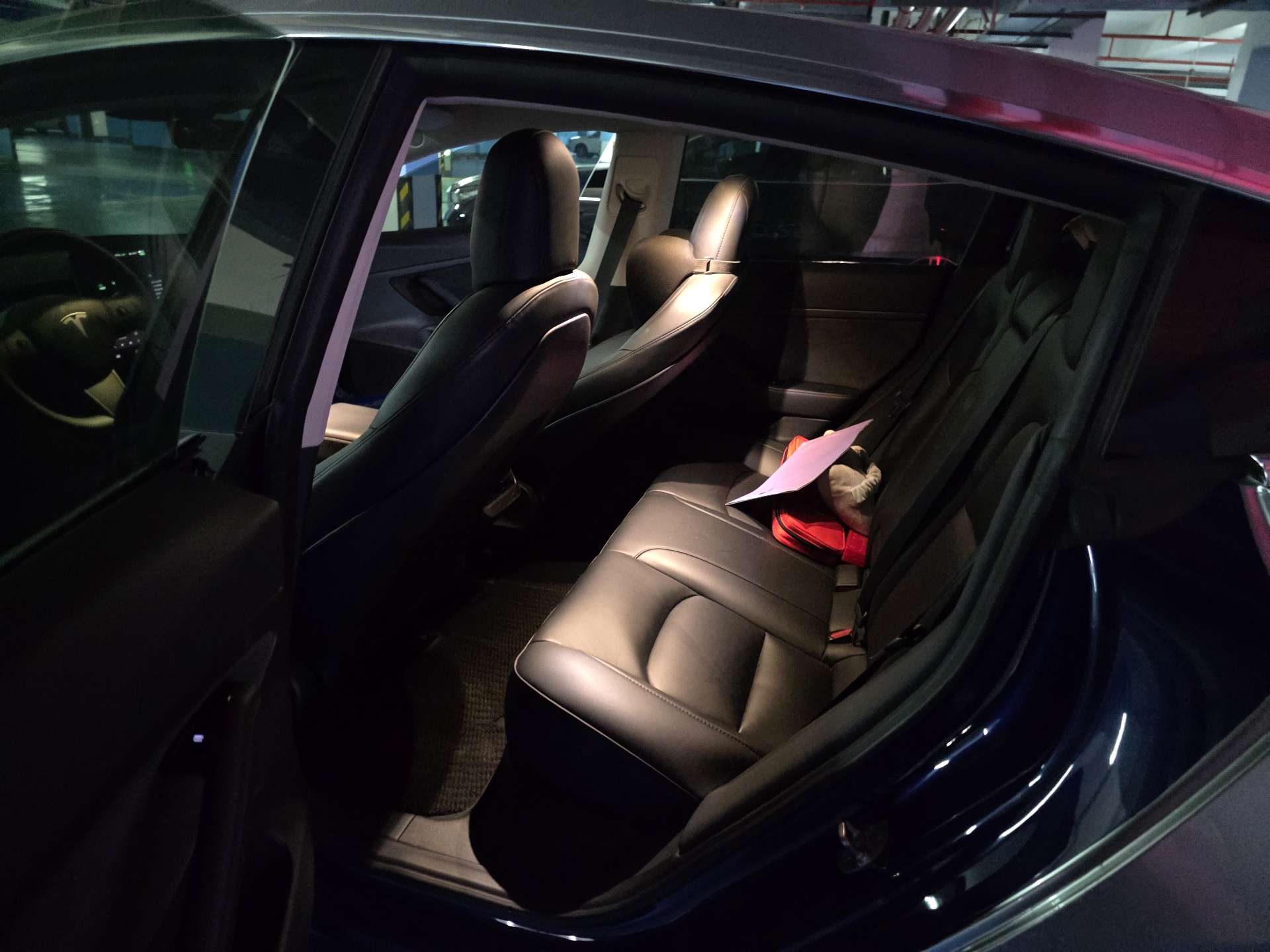 Tesla Model 3 2020 #5 Tesla Model 3 2020 صورة سيارة #5