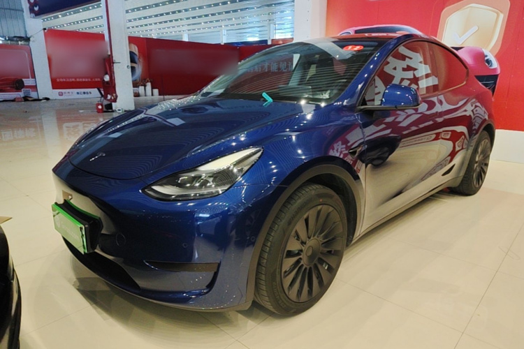 Tesla Model Y 2022 #2 Tesla Model Y 2022 car image #2