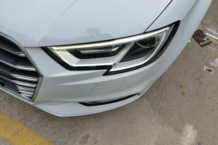 Audi A3 2019 car image #24