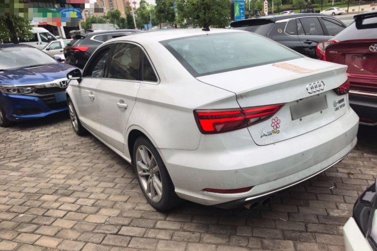Audi A3 2018 car image #5