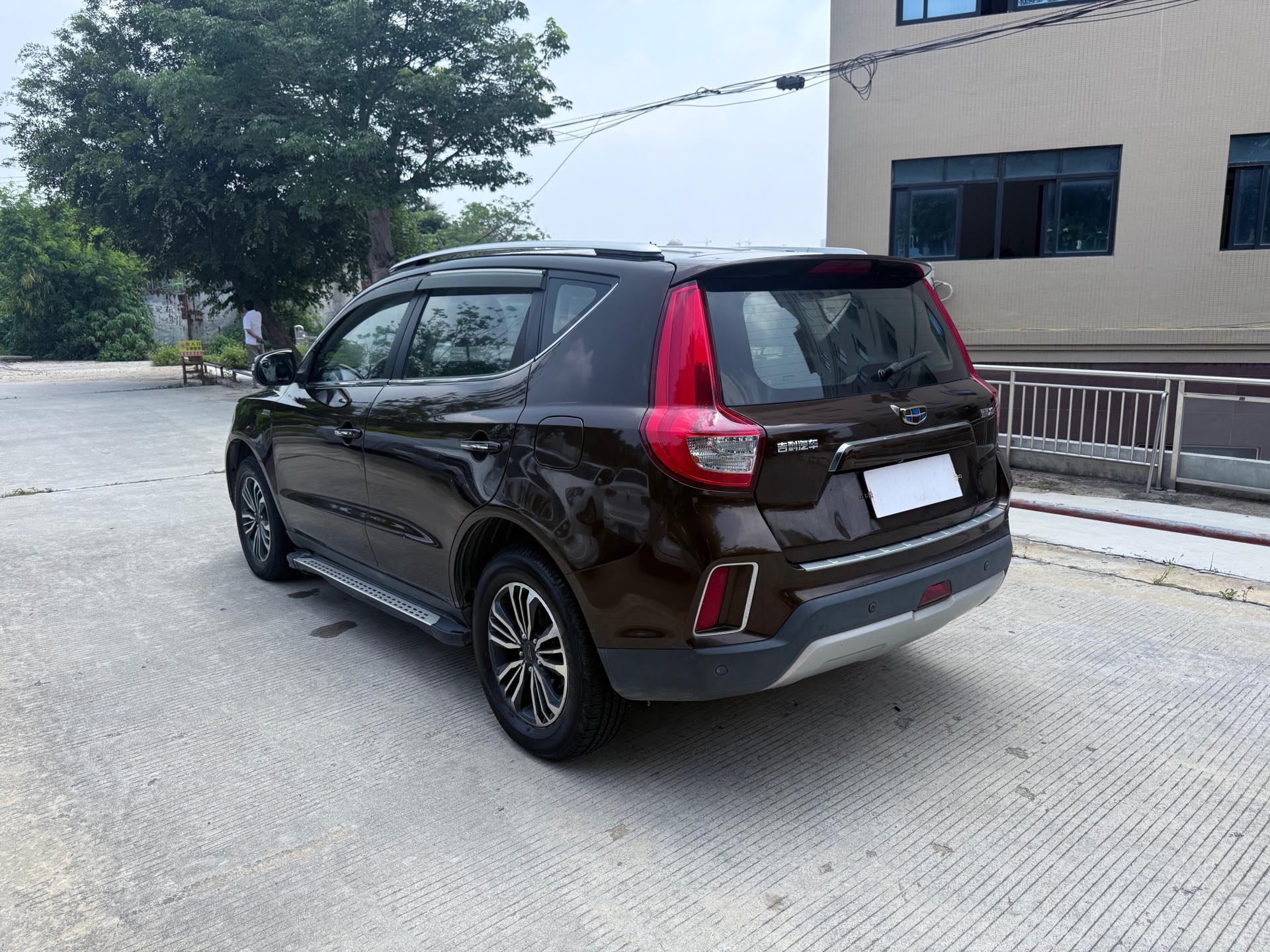 GEELY Vision X6 2017 car image #3