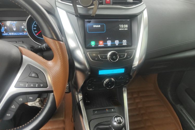 BYD Yuan 2016 #15 BYD Yuan 2016 car image #15