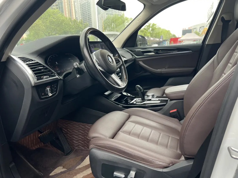 BMW X3 2021 immagine di auto #2