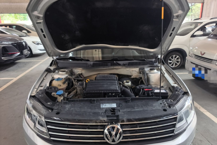 Volkswagen Lavida 2017 car image #22