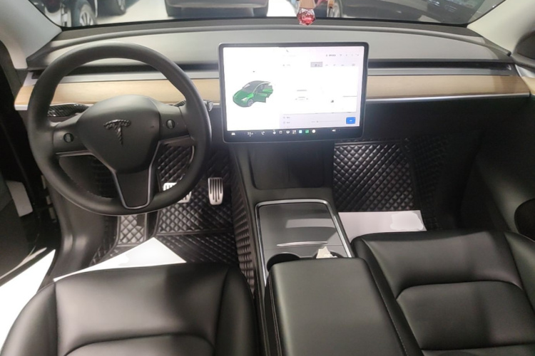 Tesla Model Y 2022 #11 Tesla Model Y 2022 car image #11