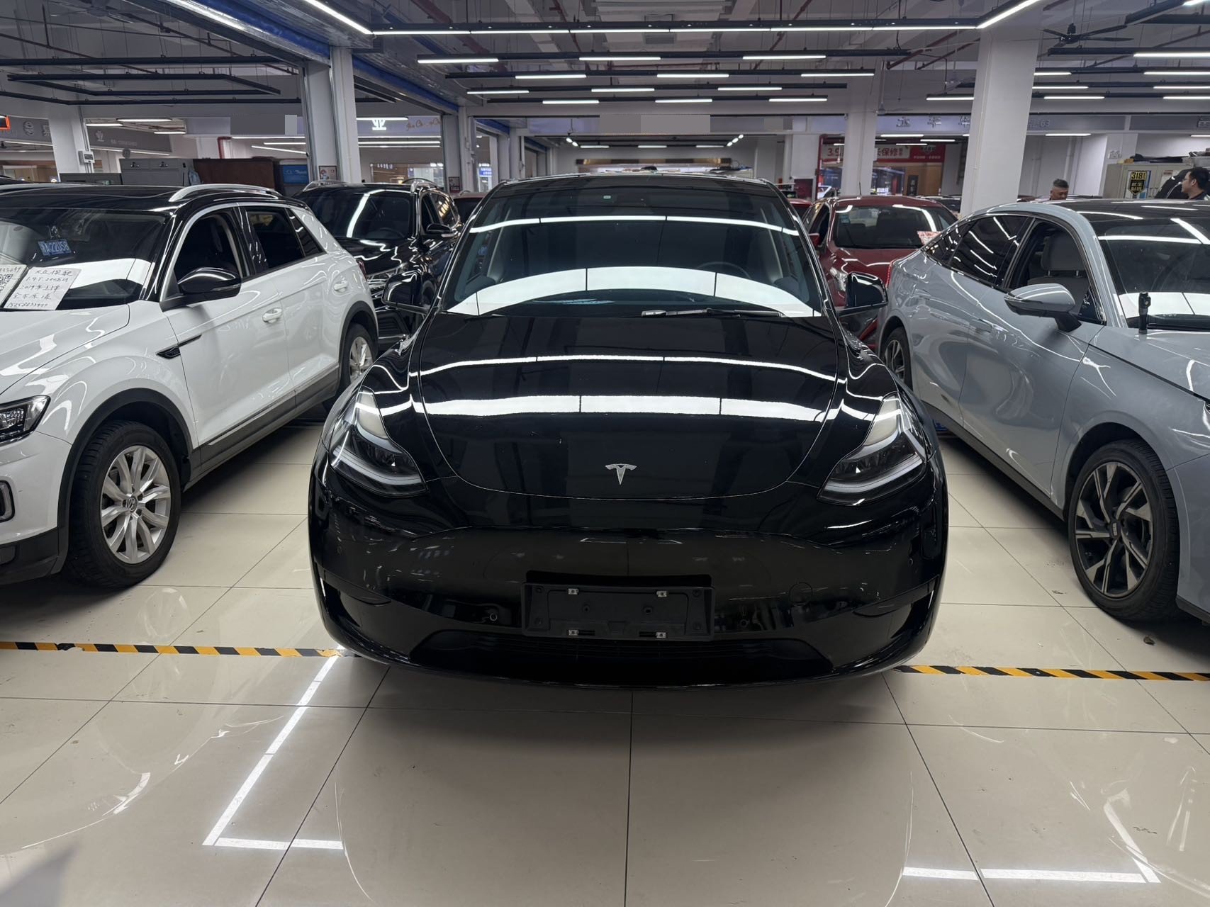 Tesla Model Y 2022 #2 Tesla Model Y 2022 изображение автомобиля #2