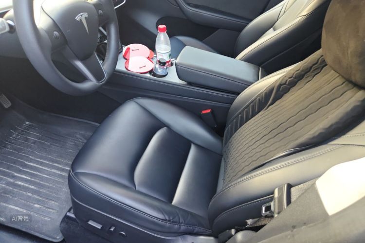 Tesla Model Y 2022 car image #17