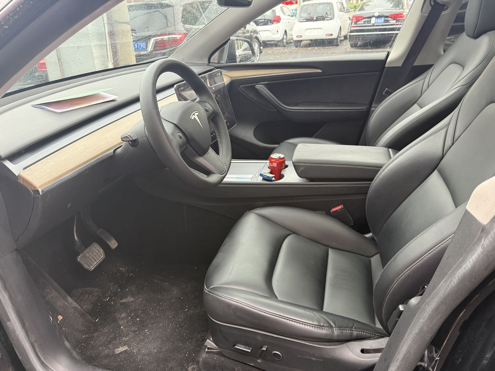Tesla Model Y 2023 #4 Tesla Model Y 2023 car image #4